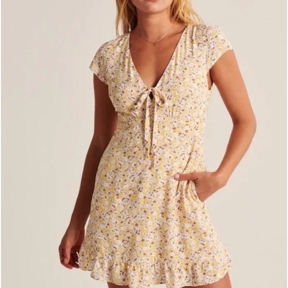 Abercrombie & Fitch Yellow Floral Tie-Front Mini Dress with Pockets